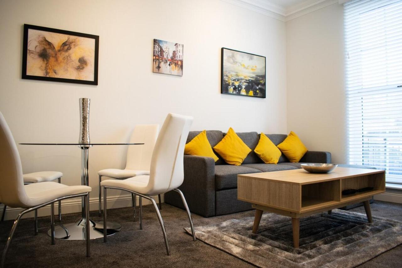 Beautifully Renovated Apartment -Central 爱丁堡 外观 照片