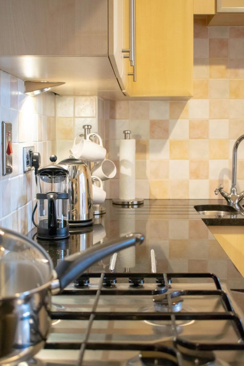 Beautifully Renovated Apartment -Central 爱丁堡 外观 照片